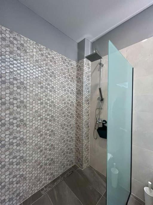 Dráma Black Eagle Apartment מראה חיצוני תמונה